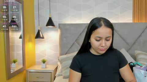 Antonella  online show from April 2026 12:19:02 PM