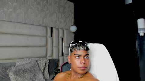 _sammy_ice online show from January 2025 03:48:02 AM