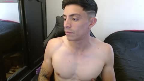 Snapshot of _schnnneider_ chatting on September 2025 04:07:01 PM SCHNEIDER online show from September 2025 04:07:01 PM