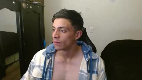 Snapshot of _schnnneider_ chatting on September 2025 01:51:02 AM SCHNEIDER online show from September 2025 01:51:02 AM