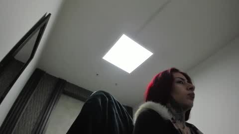 Selene online show from March 2026 12:40:01 AM