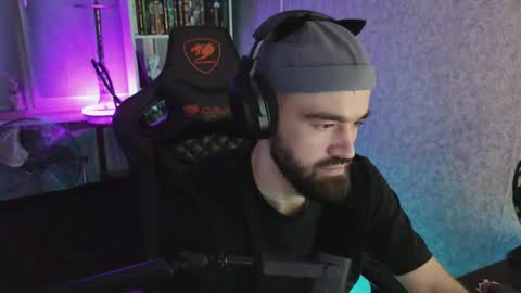 Ask me online show from October 2025 12:41:02 AM