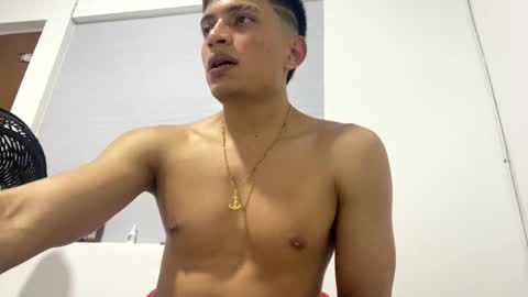 Snapshot of _sexy_jack chatting on January 2025 11:27:02 PM Juan Pablo-independent model online show from January 2025 11:27:02 PM