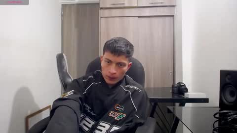 Snapshot of _sexy_jack chatting on January 2025 06:21:01 AM Juan Pablo-independent model online show from January 2025 06:21:01 AM