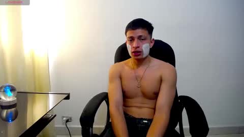 Snapshot of _sexy_jack chatting on February 2025 08:46:01 PM Juan Pablo-independent model online show from February 2025 08:46:01 PM