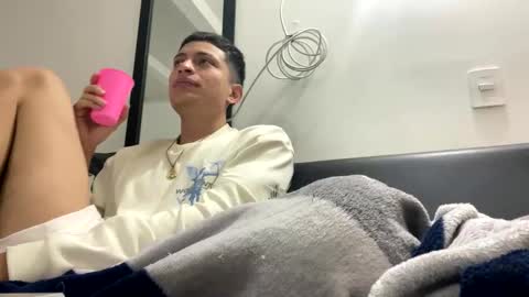 Snapshot of _sexy_jack chatting on February 2025 04:14:02 AM Juan Pablo-independent model online show from February 2025 04:14:02 AM