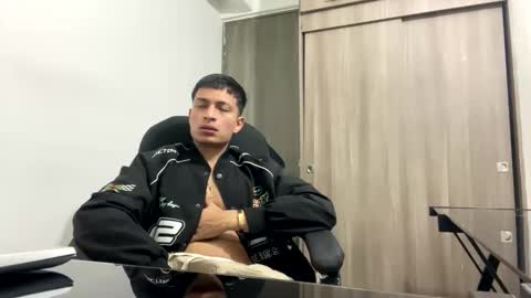 Snapshot of _sexy_jack chatting on February 2025 05:48:02 AM Juan Pablo-independent model online show from February 2025 05:48:02 AM