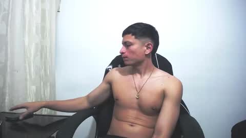 Snapshot of _sexy_jack chatting on February 2025 03:34:02 AM Juan Pablo-independent model online show from February 2025 03:34:02 AM