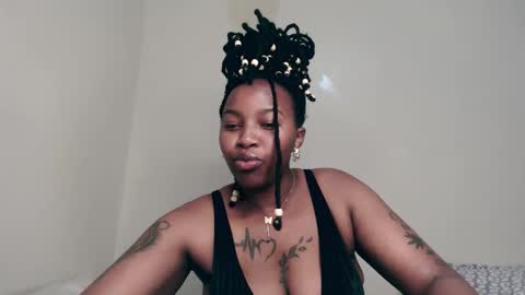 _sexysquirter online show from November 2025 05:55:02 PM