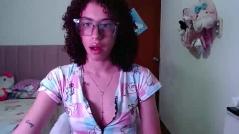 _shanellxxx online show from February 2026 11:03:02 PM