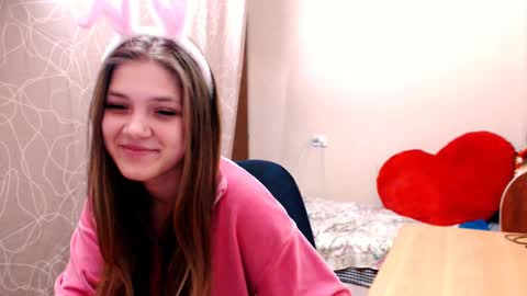 Mari online show from January 2025 01:11:02 PM