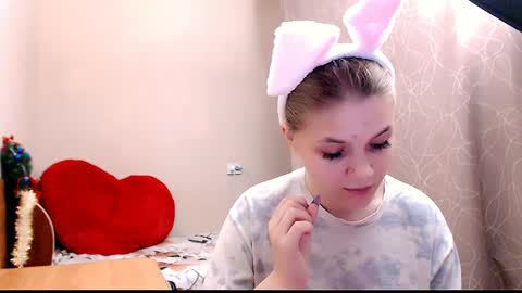 Mari online show from January 2025 12:42:01 PM