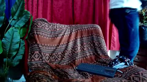 _skyleer_ online show from December 2025 11:56:02 PM