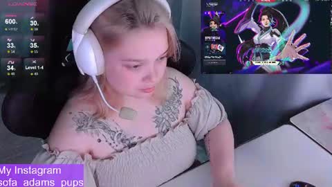 Snapshot of _sofia_adam_ chatting on June 2026 10:39:02 AM pups online show from June 2026 10:39:02 AM