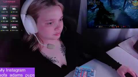 Snapshot of _sofia_adam_ chatting on June 2026 06:23:01 PM pups online show from June 2026 06:23:01 PM