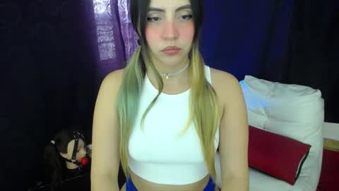 Sofia online show from January 2026 06:44:01 PM