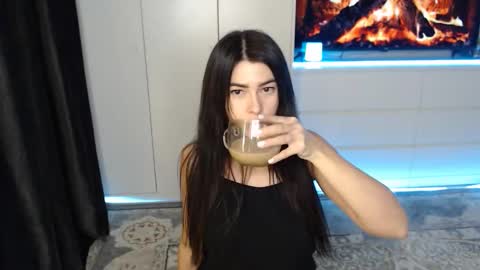 Sophy online show from December 2024 03:30:01 AM