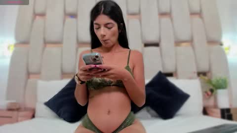  sophiie ross  online show from January 2026 04:53:02 PM