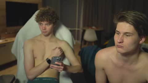 OLIVERpvt is open online show from March 2025 03:13:02 PM