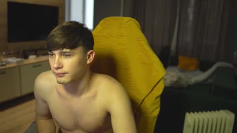 OLIVERpvt is open online show from September 2025 03:17:02 AM