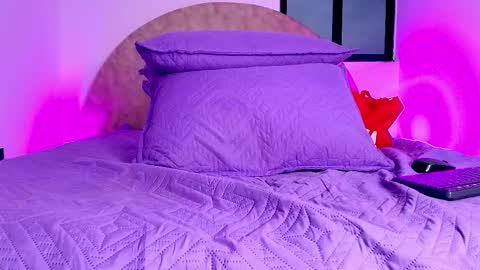 susy online show from November 2025 11:53:01 AM