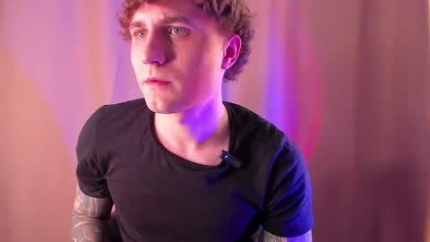 Snapshot of _stevesugar chatting on April 2026 08:04:02 AM Steve online show from April 2026 08:04:02 AM