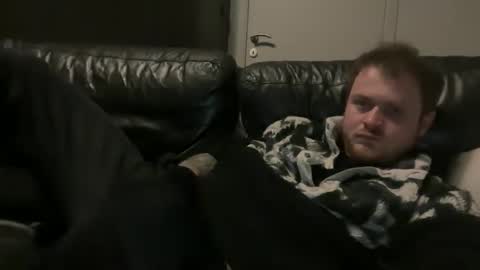 _stevie___ online show from February 2026 10:32:02 PM