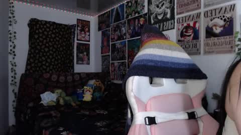 Snapshot of _succubowie_ chatting on September 2025 10:47:01 PM Succubowie  online show from September 2025 10:47:01 PM