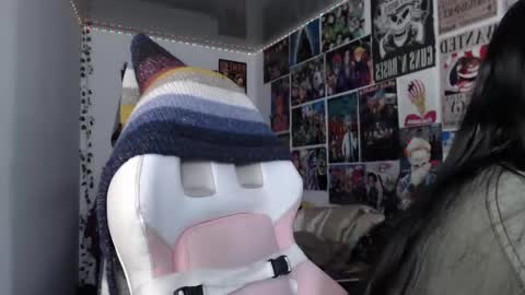 Snapshot of _succubowie_ chatting on October 2025 11:02:01 PM Succubowie  online show from October 2025 11:02:01 PM