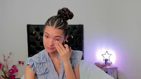 Sussi online show from March 2025 04:22:01 PM