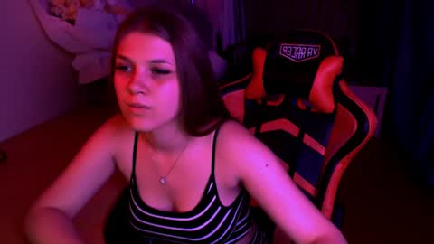 Mari online show from June 2026 07:56:02 PM