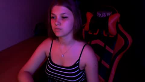 Mari online show from July 2026 06:56:02 PM