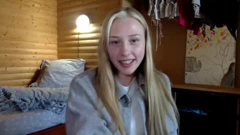 _sweetsky_ online show from March 2026 11:17:01 AM