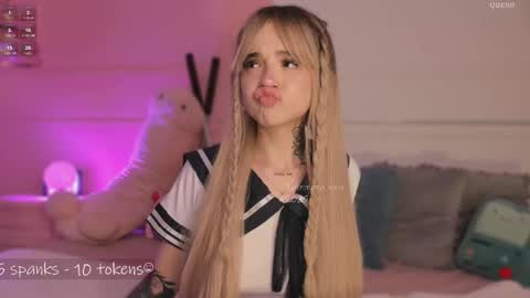 _tammarra_ online show from February 2025 12:44:02 PM