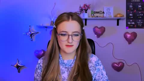 Snapshot of _tessa_moon chatting on February 2026 09:11:01 PM _tessa_moon online show from February 2026 09:11:01 PM