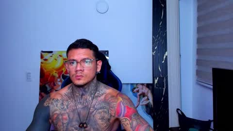 ThadeoWolf online show from October 2025 12:44:02 AM