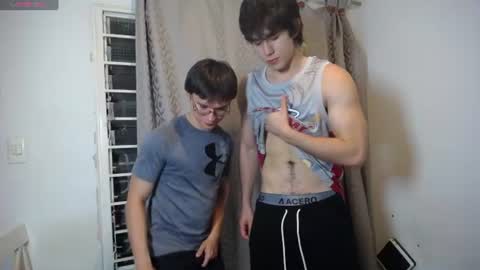 Scot y Patrick online show from July 2026 11:51:01 PM