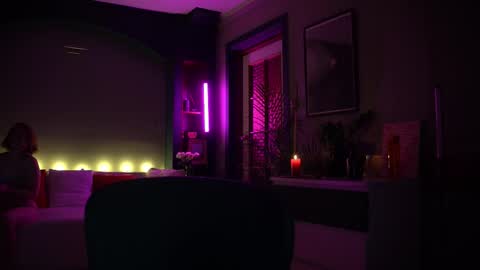 Evi online show from February 2026 10:16:02 PM