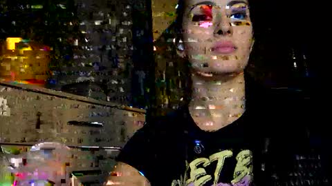 Snapshot of _thenightmoon_ chatting on January 2026 01:00:02 AM _thenightmoon_ online show from January 2026 01:00:02 AM