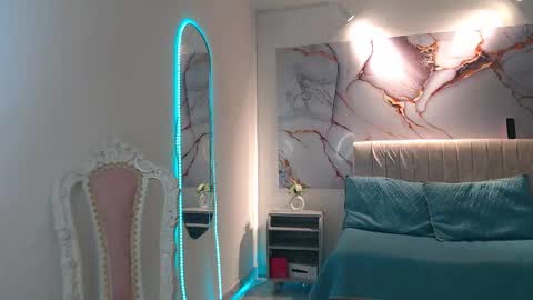 _tiffany1 online show from October 2025 07:14:01 PM