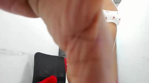 tinny online show from December 2025 12:20:01 PM