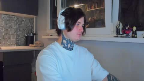 _torfin_ online show from April 2026 11:38:01 PM