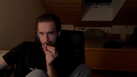 Vlad online show from March 2026 05:52:01 PM