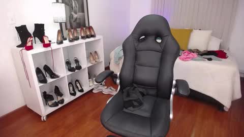 Sol online show from December 2024 03:49:02 PM