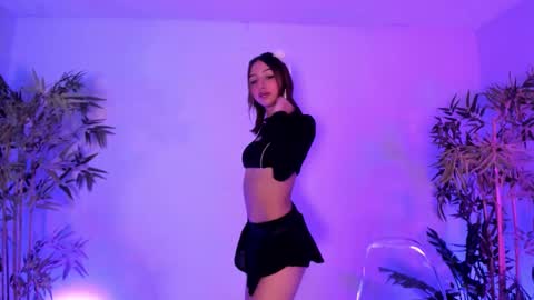 Evelyn online show from December 2025 08:26:01 PM