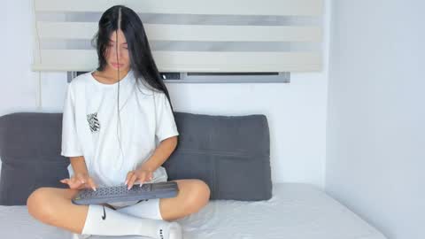 Violeta online show from January 2025 10:51:01 AM