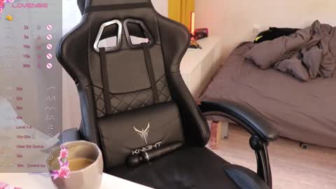 Alis online show from October 2025 07:39:01 AM