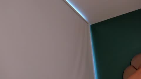  Vix  online show from December 2024 03:31:02 PM