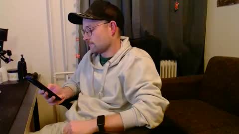 _whoisthatguy_ online show from December 2025 03:51:02 PM