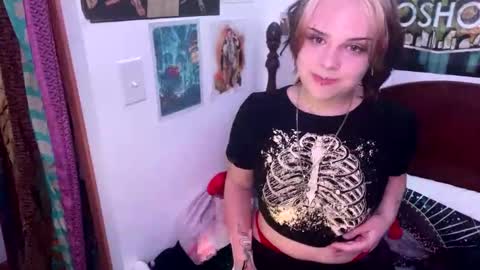 Snapshot of _xxalexx chatting on September 2025 02:37:01 AM _xxalexx online show from September 2025 02:37:01 AM